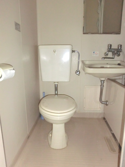 Other. Maebashi Showacho Akkora Rent toilet