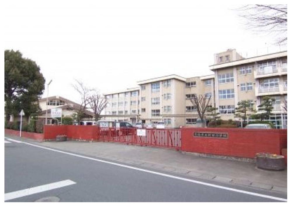 Primary school. Maebashi Municipal Nitta Elementary School