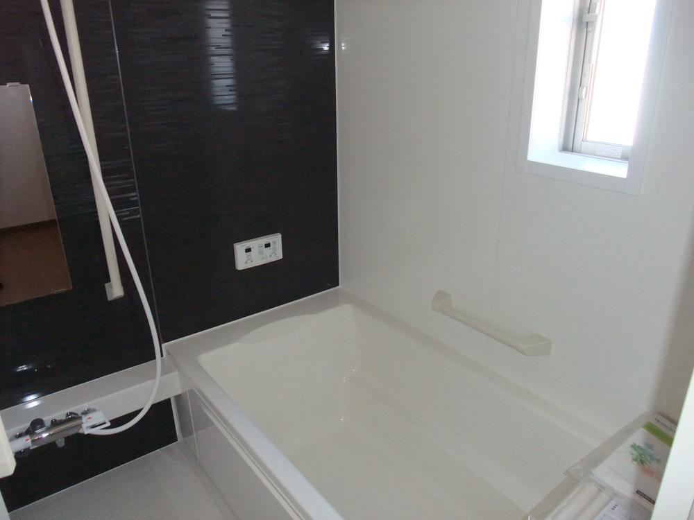 Same specifications photo (bathroom). The company specification example