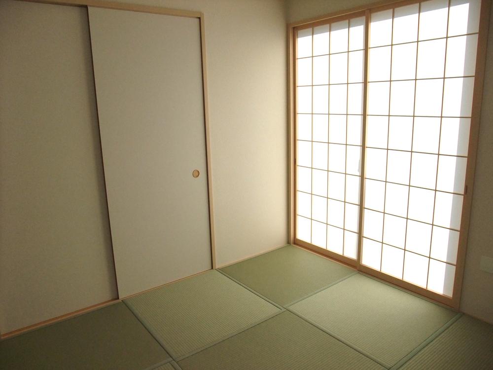 Same specifications photos (Other introspection). The company specification example