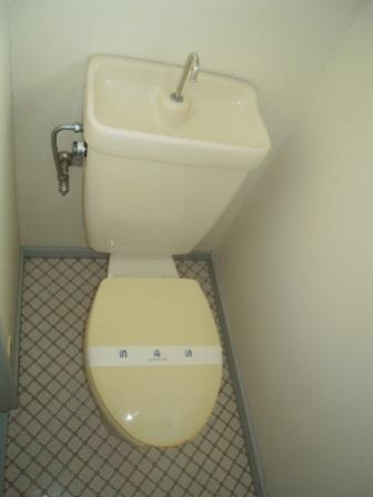 Toilet