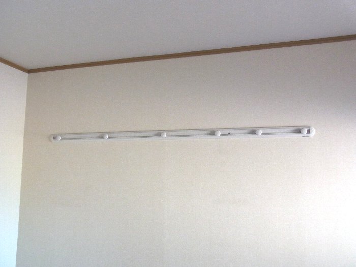 Other Equipment. There hanger hook to 6 Pledge Japanese-style room