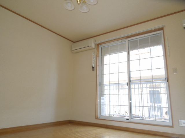 Living and room. Lattice window, Pair glass