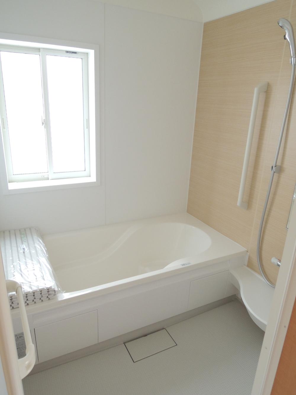 Bathroom. Building 2 Indoor photo