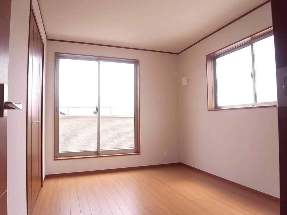 Non-living room. 2 Kaiyoshitsu (same specifications)