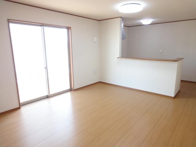 Same specifications photos (living). In spacious space of up to 22.0 quires in Japanese and Tsuzukiai! 