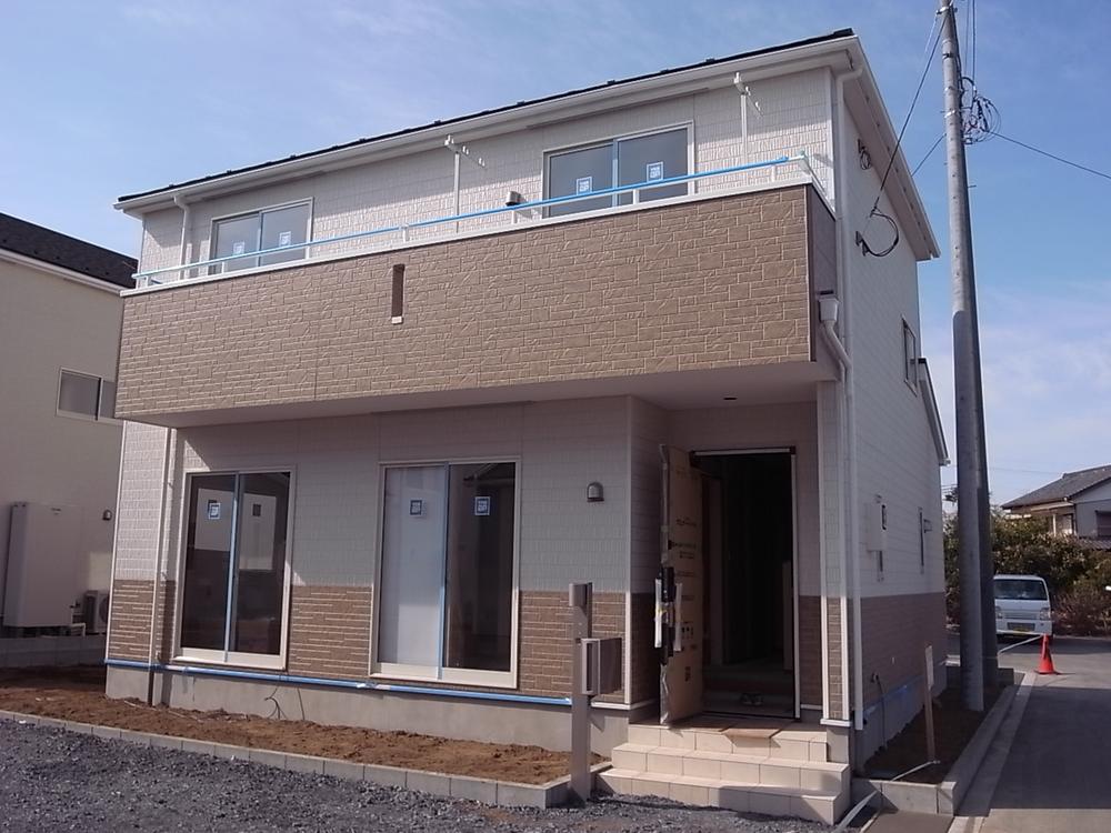 Same specifications photos (appearance). South wide balcony! 