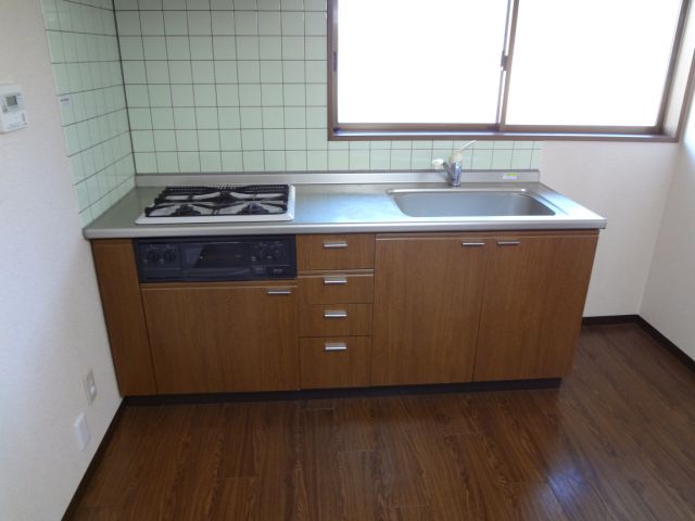 Kitchen. System kitchen