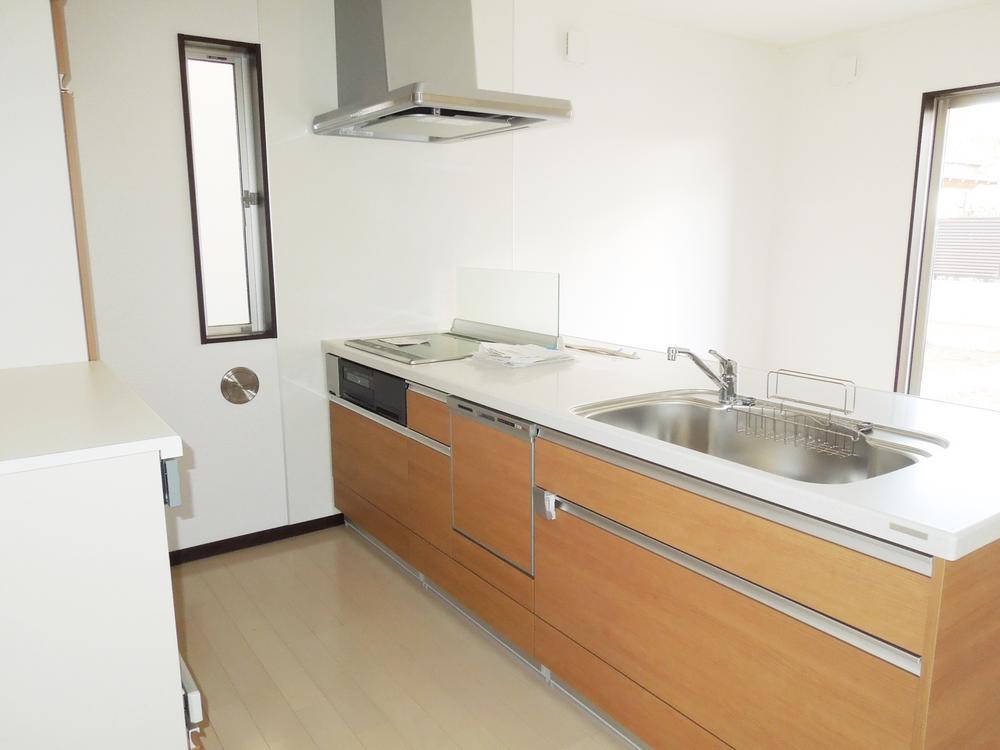 Same specifications photo (kitchen). The company construction cases