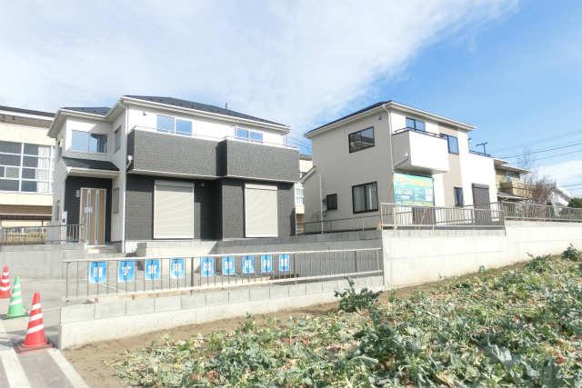 Sale already cityscape photo. Sale already the city average