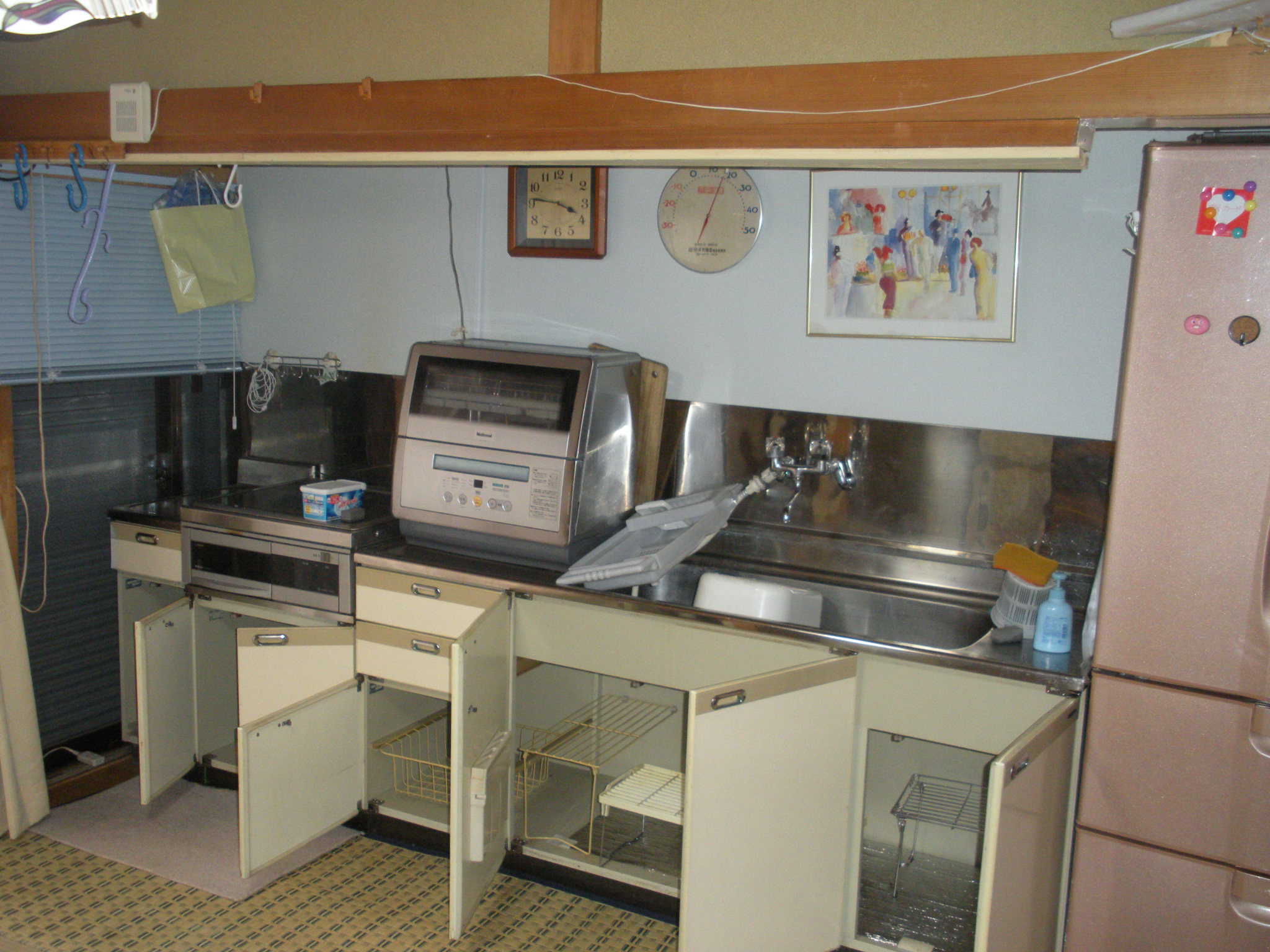 Kitchen. IH stove ・ Dishwasher