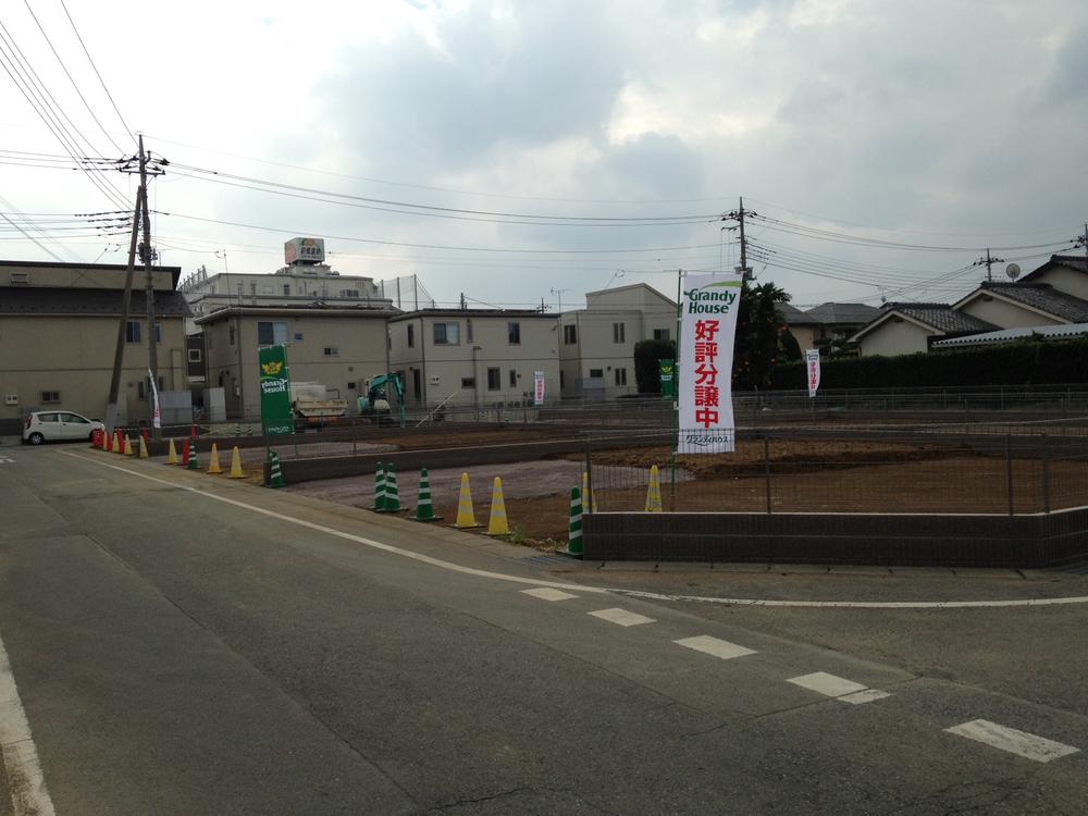 Local photos, including front road. Local (September 2013) Shooting