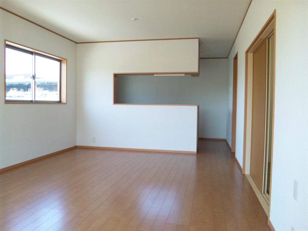 Same specifications photos (living). Same specifications construction cases