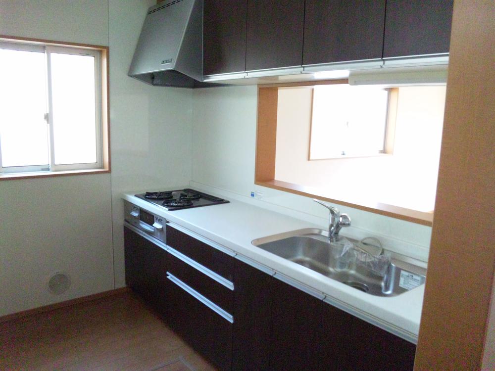 Same specifications photo (kitchen). Same specifications construction cases