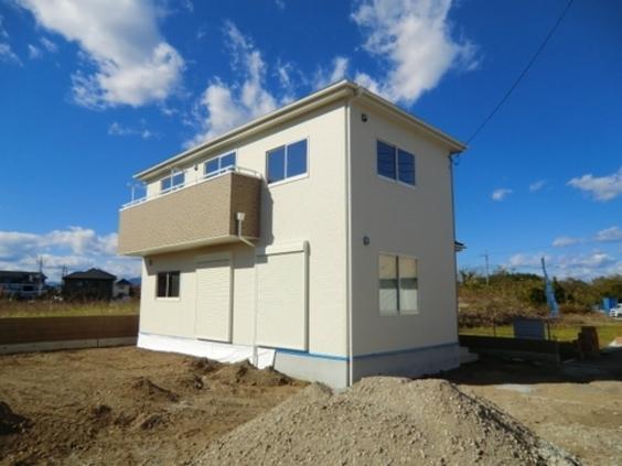 Local appearance photo. You can preview at any time since the completion is settled! 