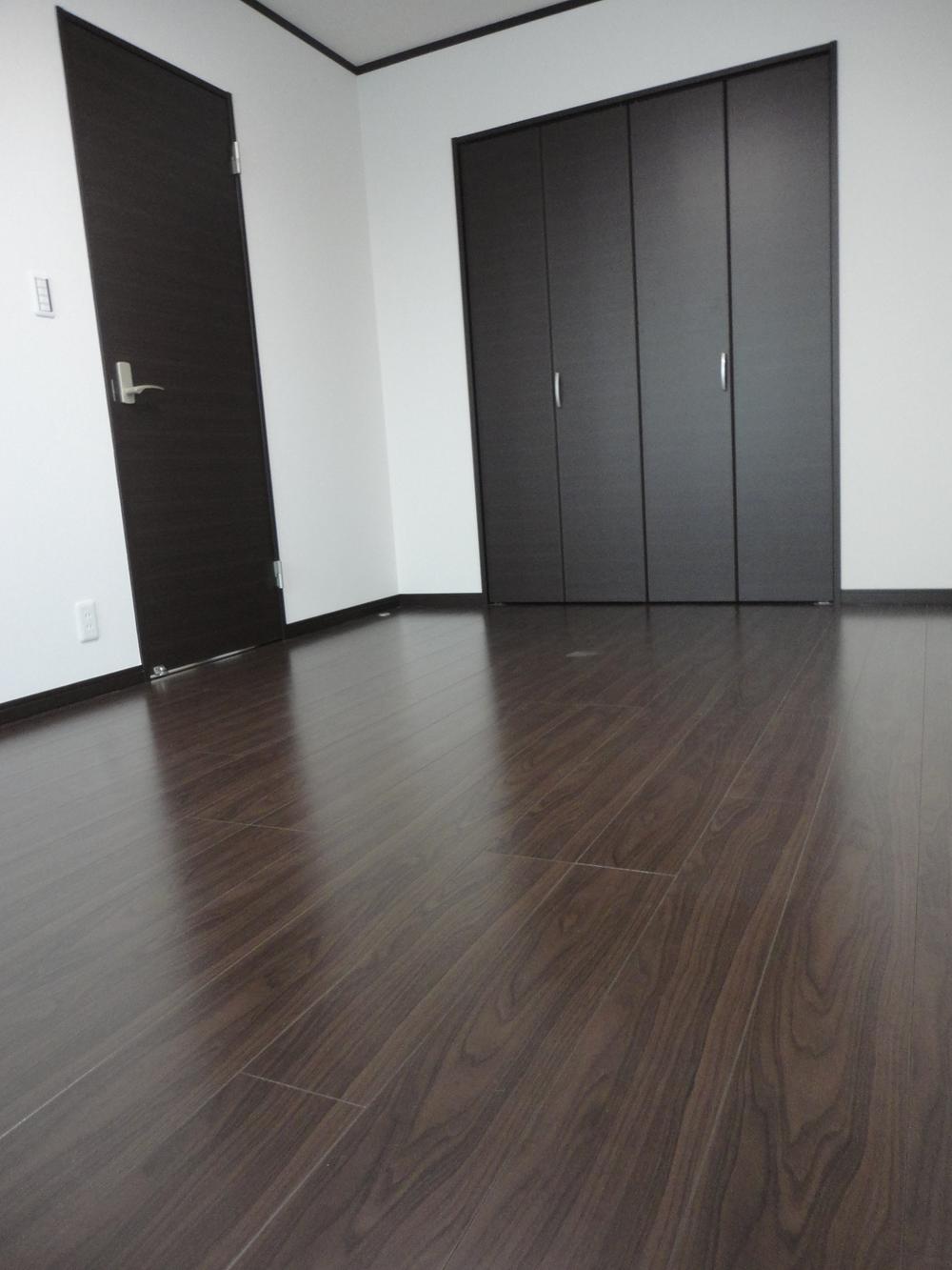 Non-living room. closet