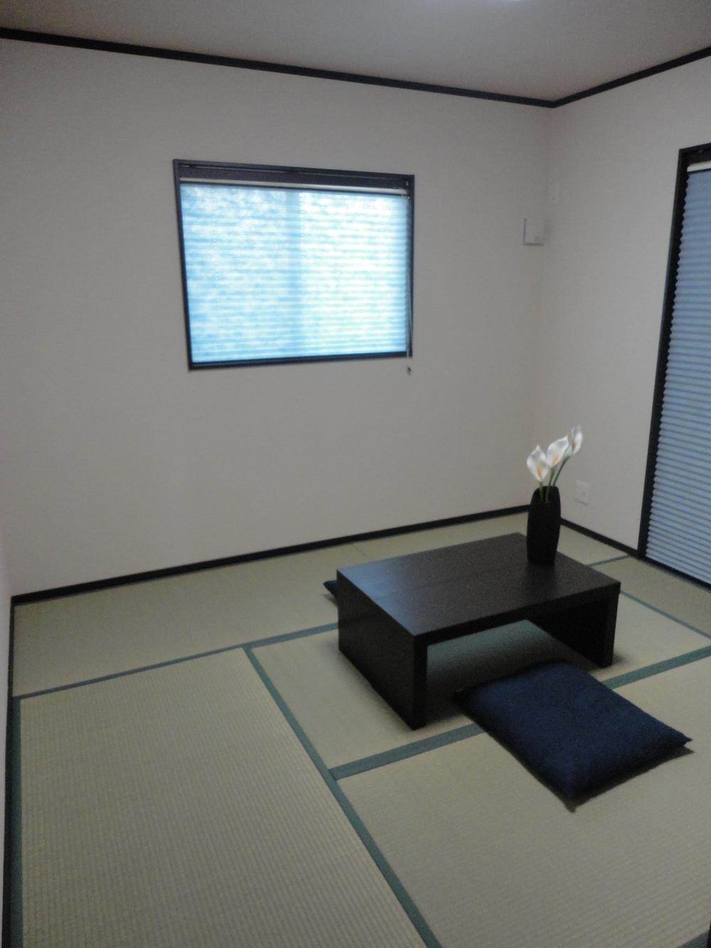 Other introspection. Japanese style room