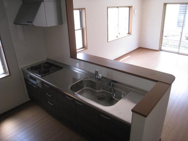 Same specifications photo (kitchen). Same specifications