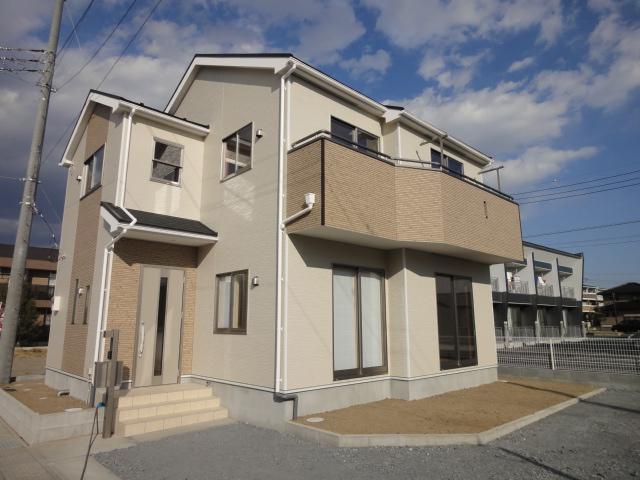 Local appearance photo. South wide balcony! 