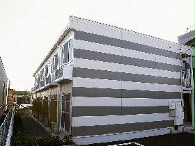 Building appearance. It is about 2.2km to the Prefectural University of Health Sciences