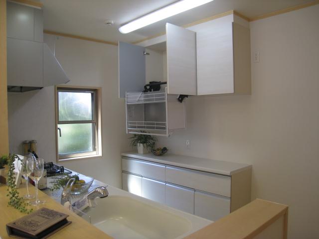 Kitchen. Indoor (September 2013) Shooting