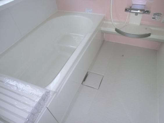 Same specifications photo (bathroom). Same specifications