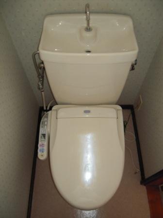 Toilet