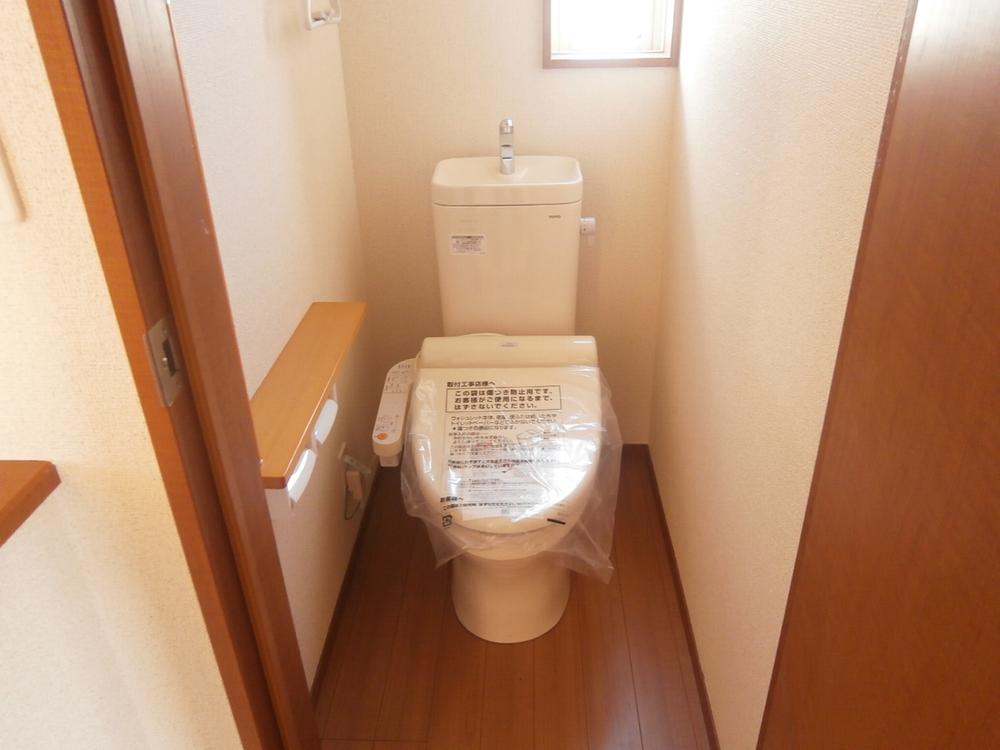 Toilet. Each building common (washlet toilet)! 