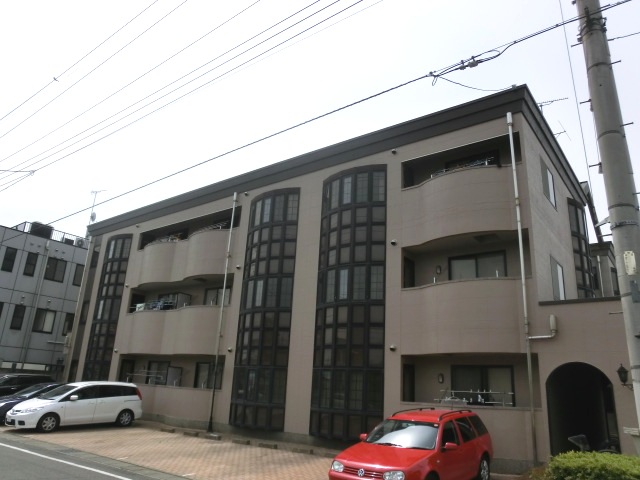 Building appearance. Maebashi Nishikatakai cho Akkora Rent appearance 1