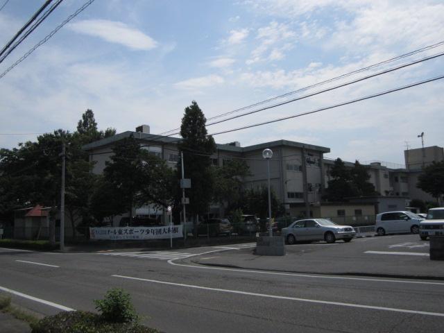 Primary school. 212m to Maebashi Municipal Otone Elementary School