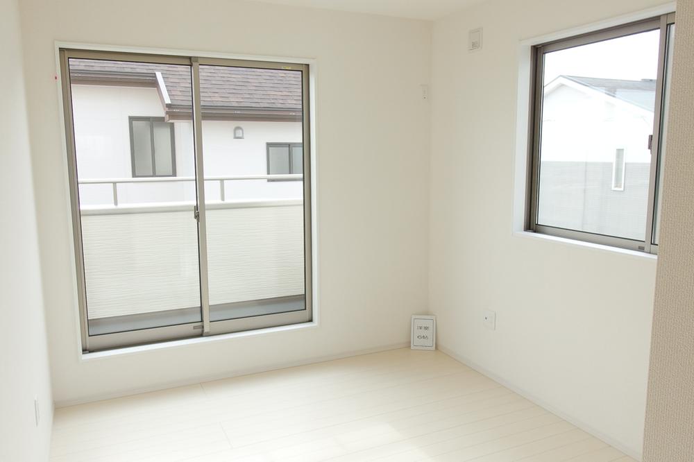 Non-living room. 2 Kaiyoshitsu