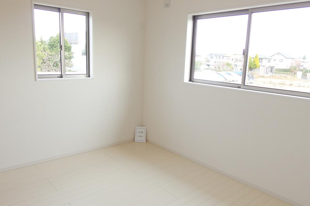 Non-living room. 2 Kaiyoshitsu