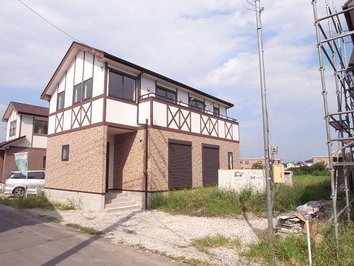 Local appearance photo. Stylish appearance! 