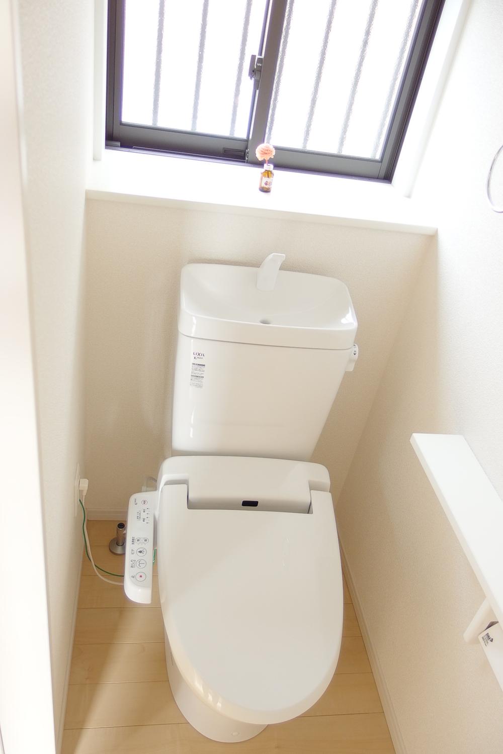 Toilet. Bidet ・ Warm toilet equipped with toilet! 