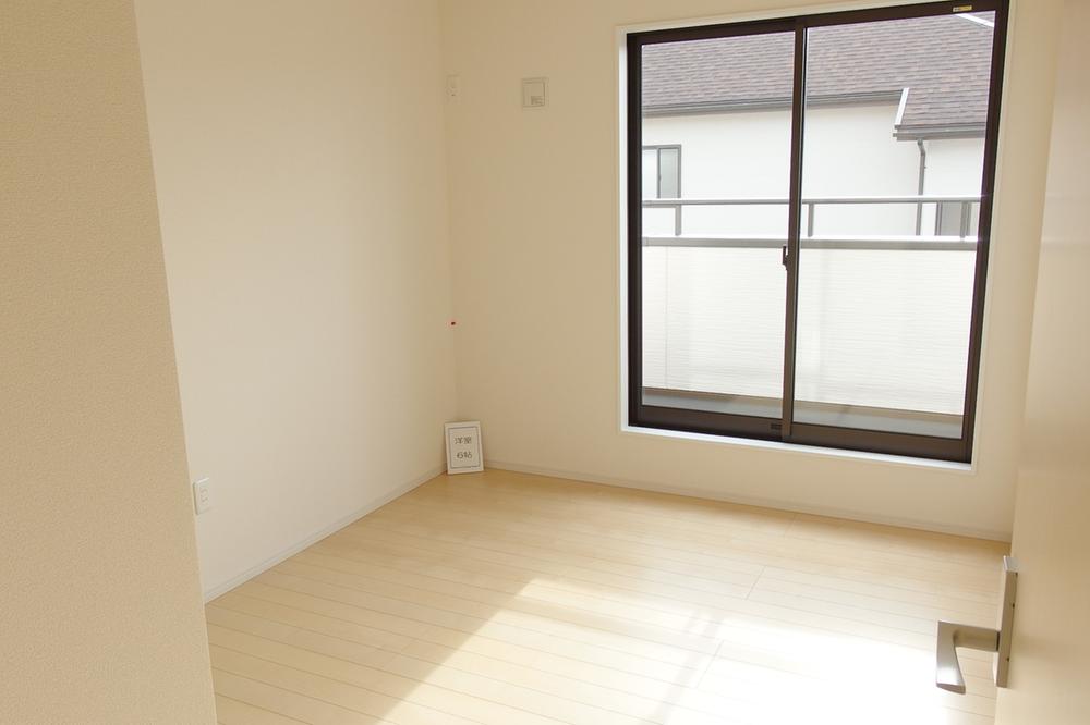 Non-living room. 2 Kaiyoshitsu