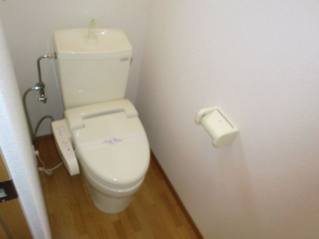 Toilet. Washlet is with. 