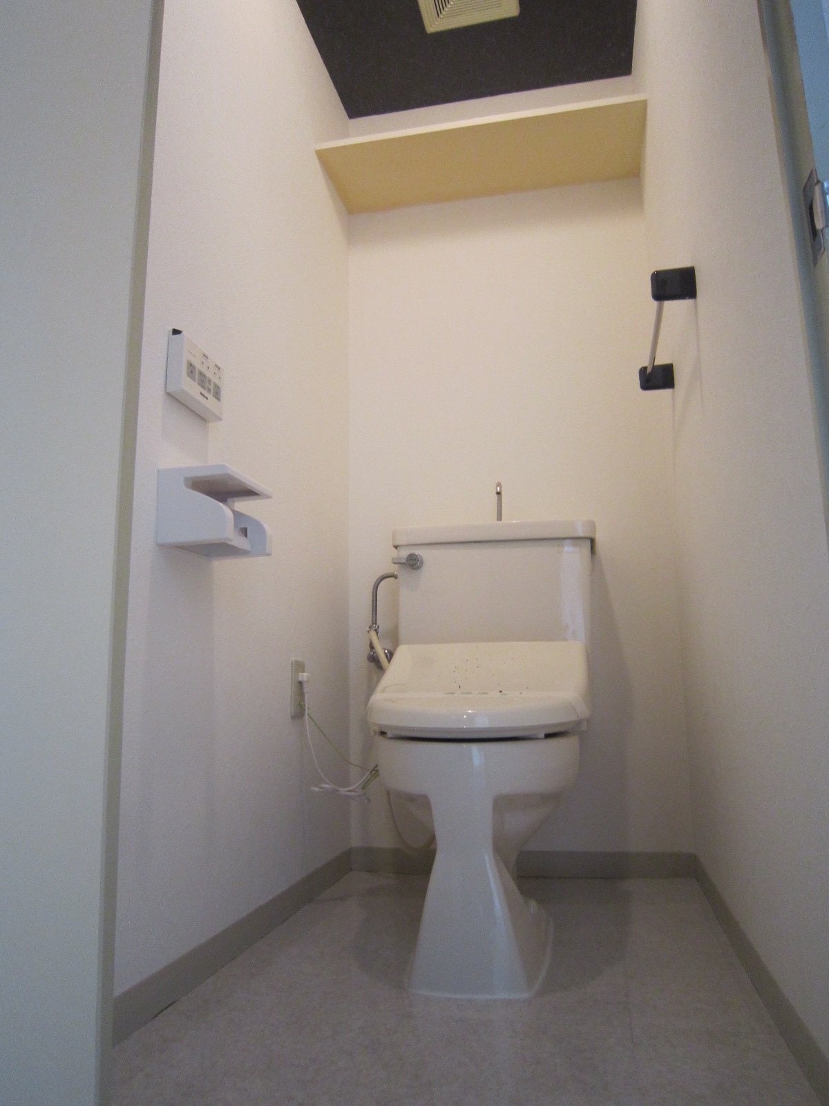 Toilet. Bidet + heating toilet seat