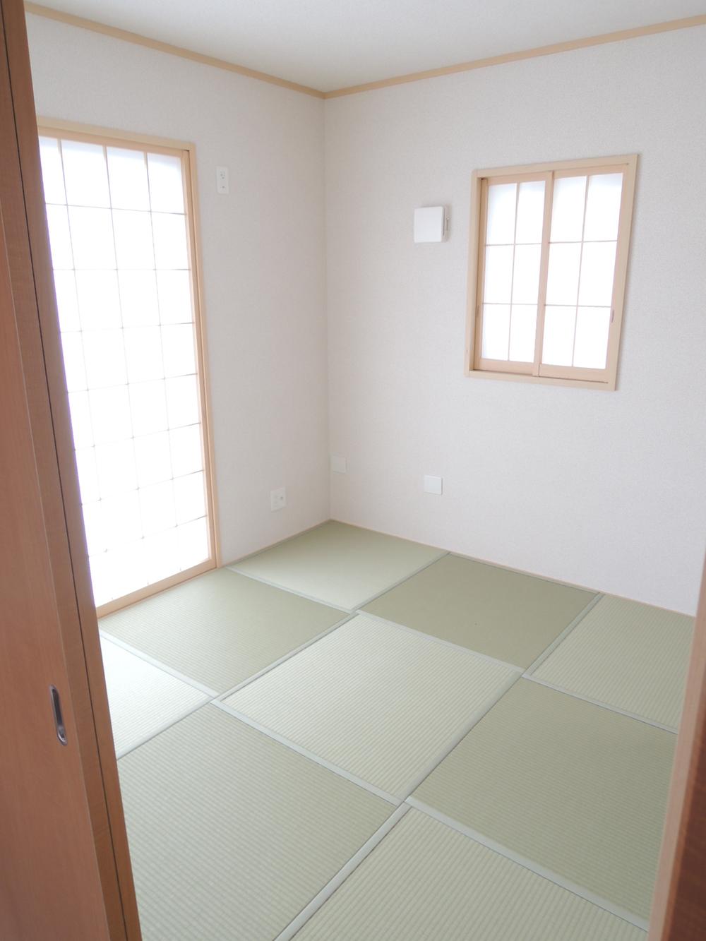 Non-living room. 4 Building Indoor photo