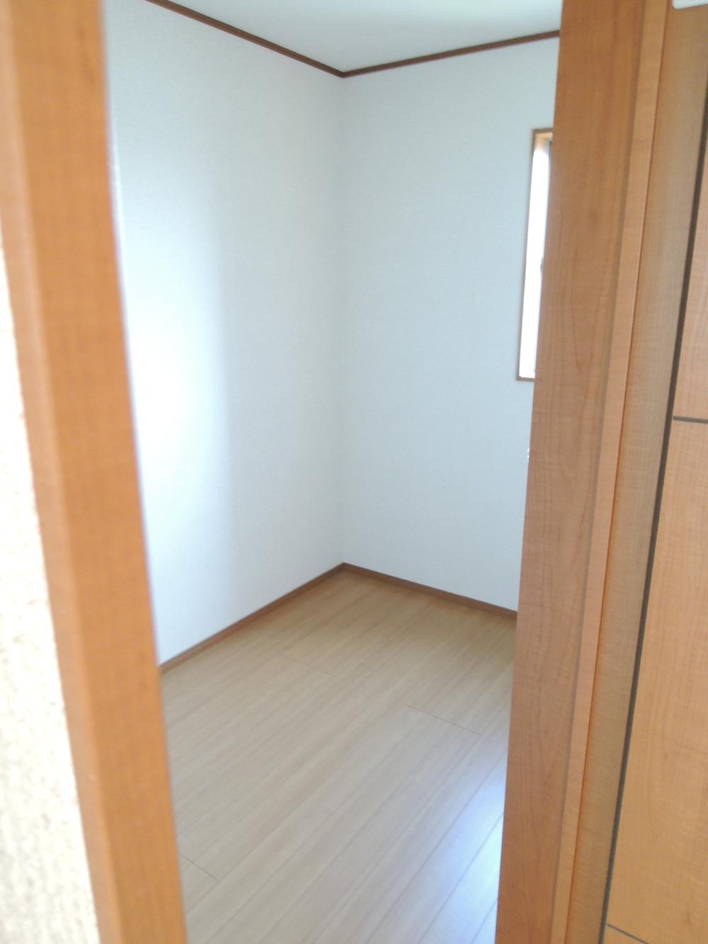 Receipt. 4 Building Indoor shooting