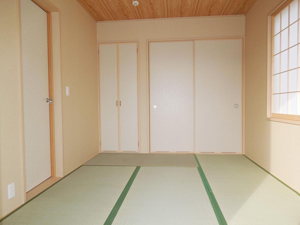 Non-living room. 1 Building (November 2013) Shooting