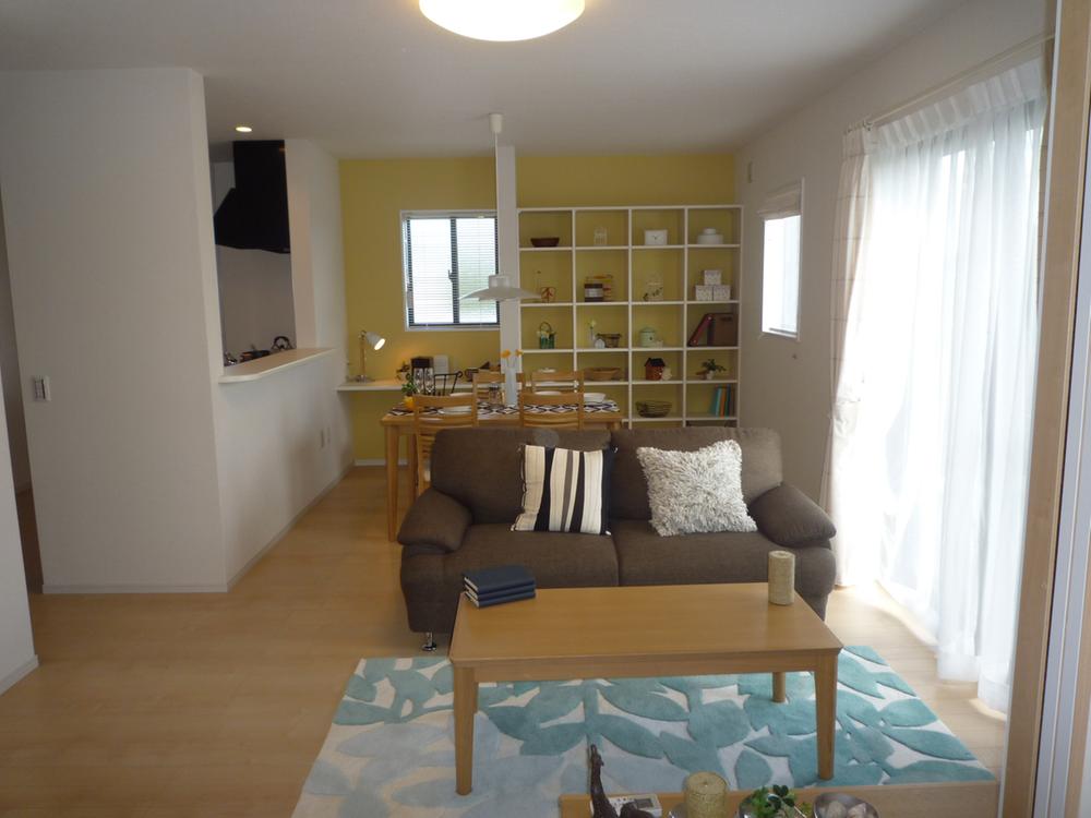 Living. 5 Building Indoor (10 May 2013) Shooting Living with a sense of unity ・ dining