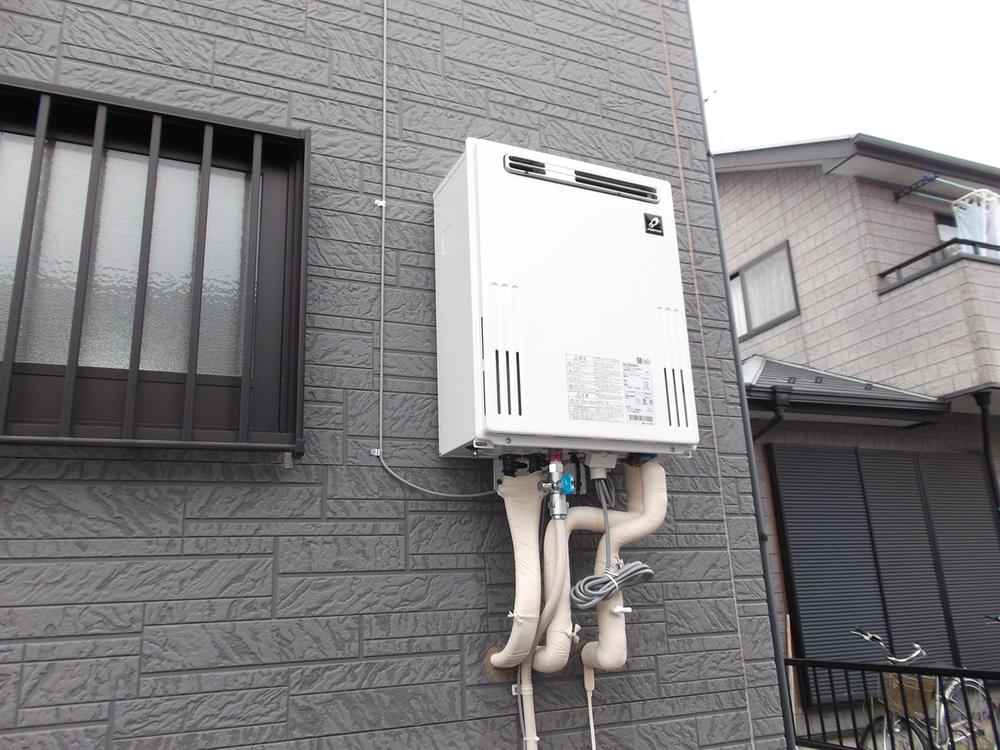 Power generation ・ Hot water equipment. Exchanged with a new water heater