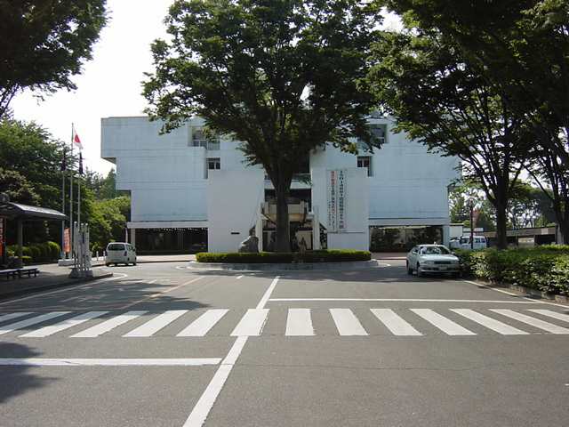Government office. 908m to Oizumi town office (government office)