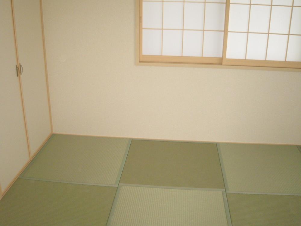 Non-living room. Indoor (September 2013) Shooting