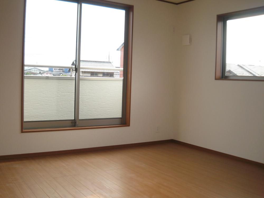 Non-living room. Indoor (September 2013) Shooting