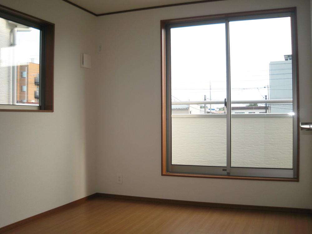 Non-living room. Indoor (September 2013) Shooting