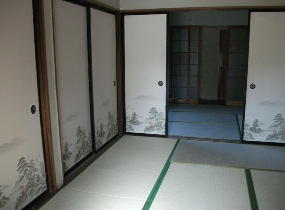 Living and room. Japanese-style room 6 tatami