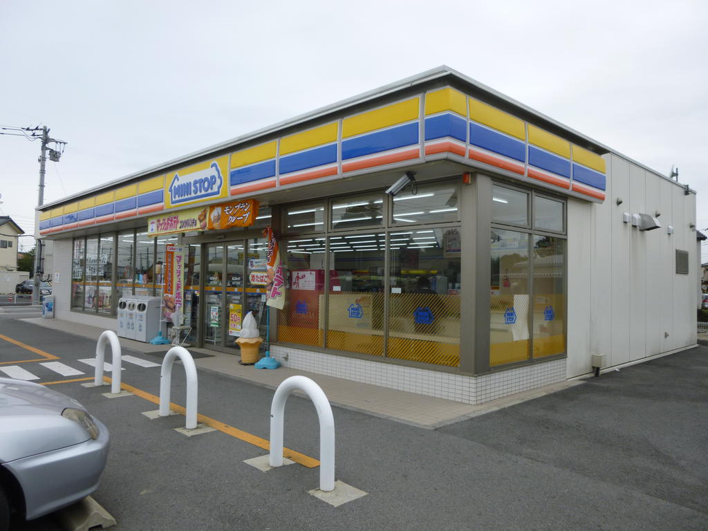 Convenience store. MINISTOP Ota Shimohamada store up (convenience store) 681m