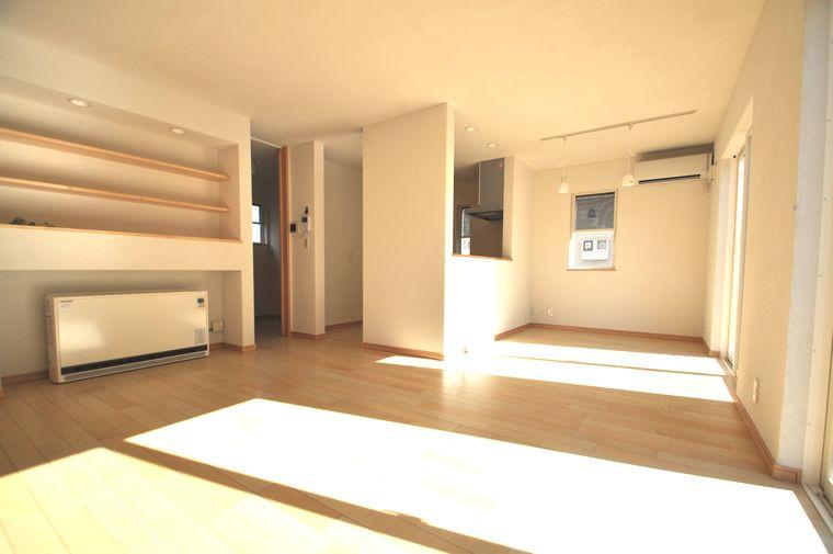 Living. The spacious living room