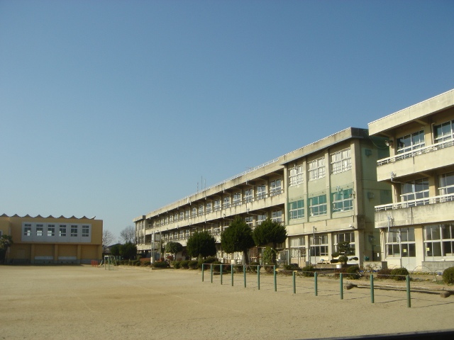 Primary school. Ota City Kizaki to elementary school (elementary school) 1083m